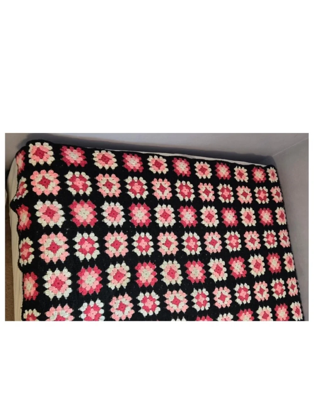 Vintage 80s Blanket Queen Hand Crocheted Black Pink White Granny Square Home VTG